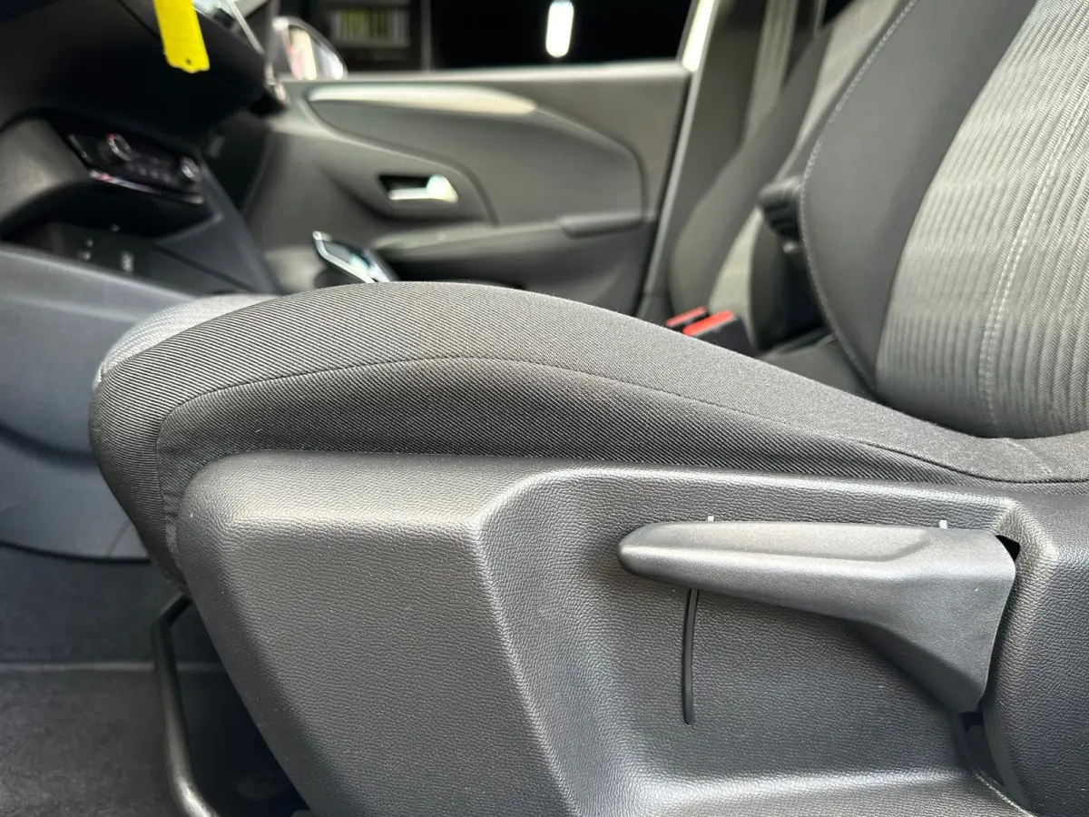 1.2 Elegance Automaat Navi Airco Carplay PDC