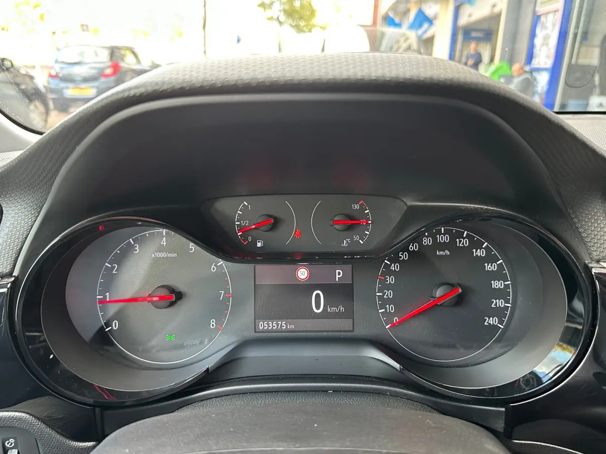 1.2 Elegance Automaat Navi Airco Carplay PDC