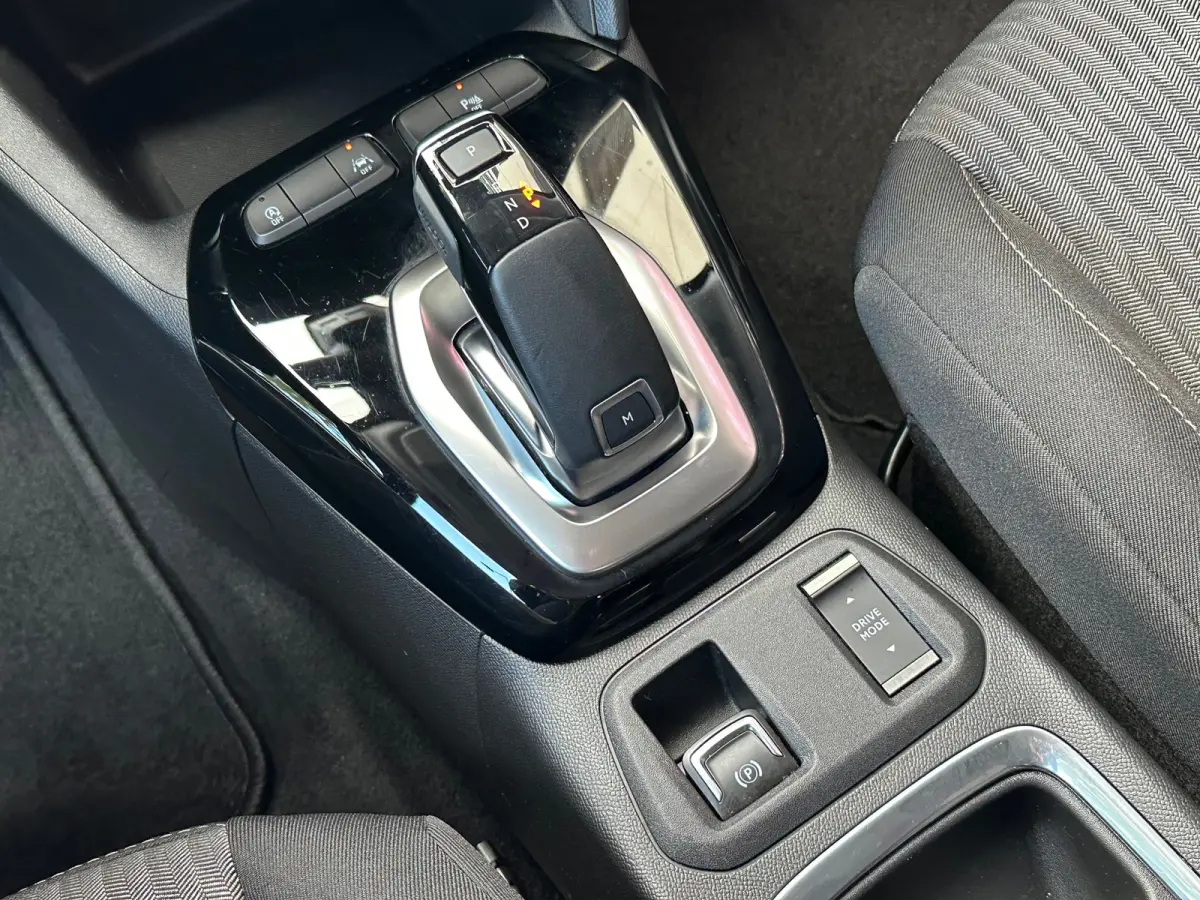 1.2 Elegance Automaat Navi Airco Carplay PDC