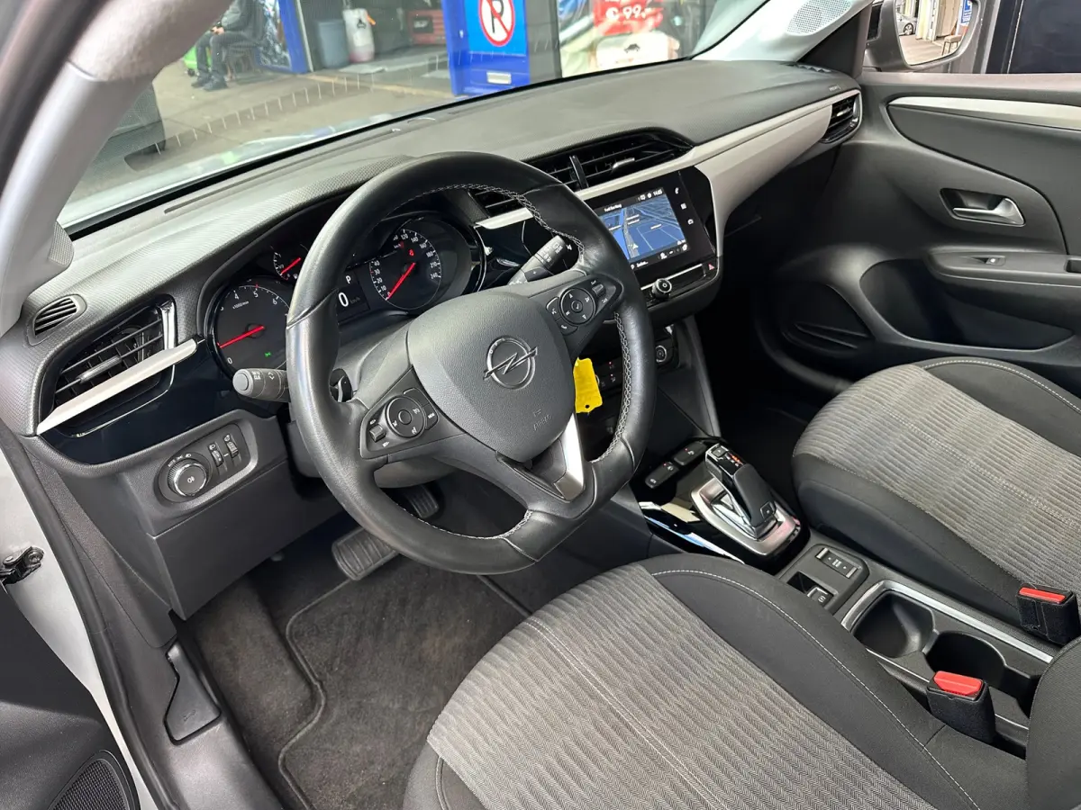 1.2 Elegance Automaat Navi Airco Carplay PDC
