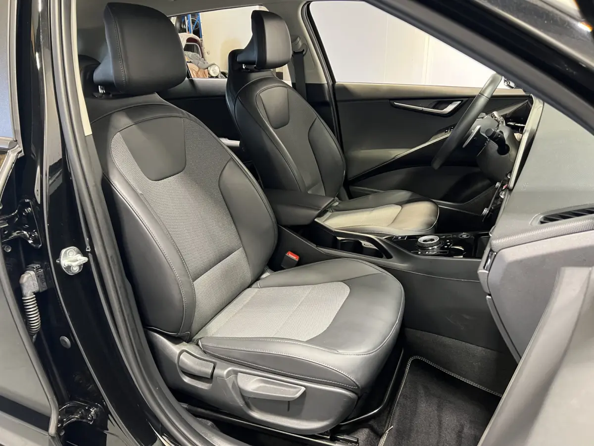 1.6 GDi Hybrid DynamicLine | Achteruitrijcamera | Cruise Control | 1/2 lederen bekleding |