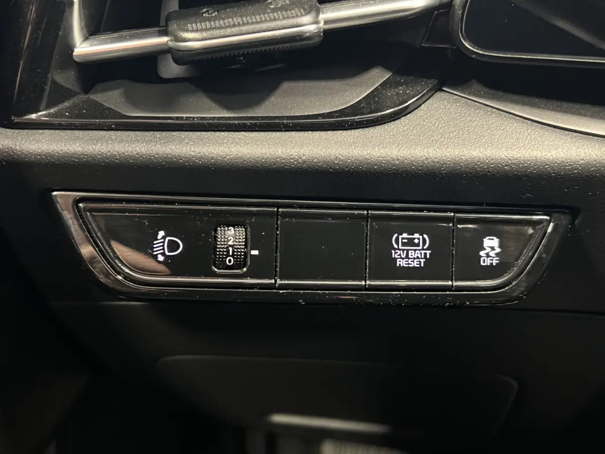 1.6 GDi Hybrid DynamicLine | Achteruitrijcamera | Cruise Control | 1/2 lederen bekleding |