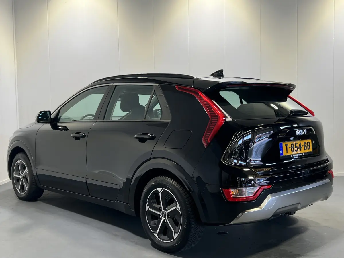 1.6 GDi Hybrid DynamicLine | Achteruitrijcamera | Cruise Control | 1/2 lederen bekleding |