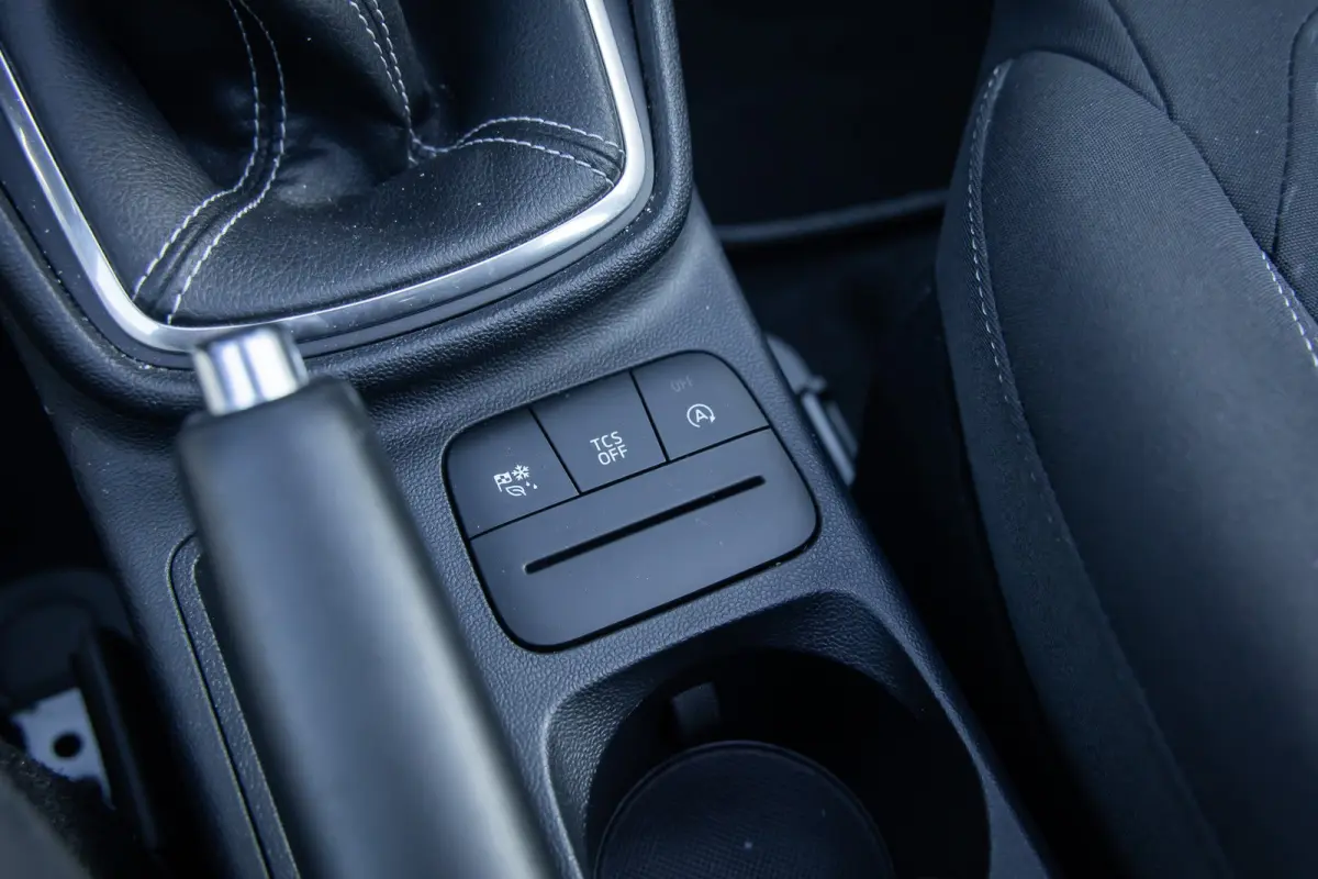 1.0 EcoBoost Titanium | Panoramadak | Apple Carplay/Android Auto | Cruise control | Navigatie | Parkeersensoren | Airco (automatisch) | Apple Carplay/Android Auto|telefoonintegratie premium 