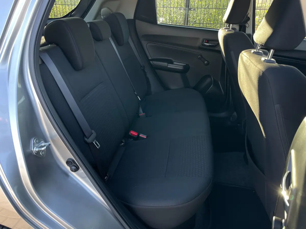 1.2 Select | Camera | Carplay | Airco | Stoelverwarming |