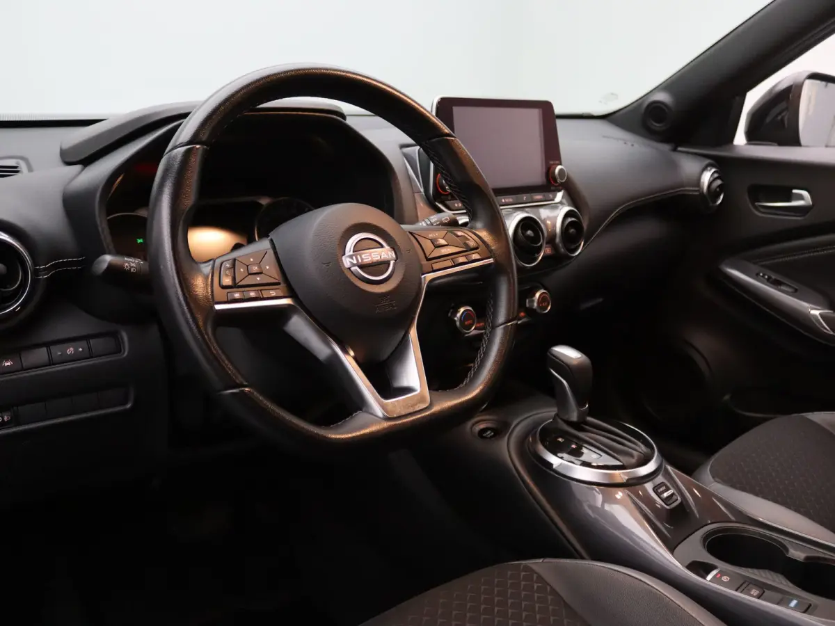 115pk Hybrid N-Connecta Apple Carplay/Android Auto | Climate