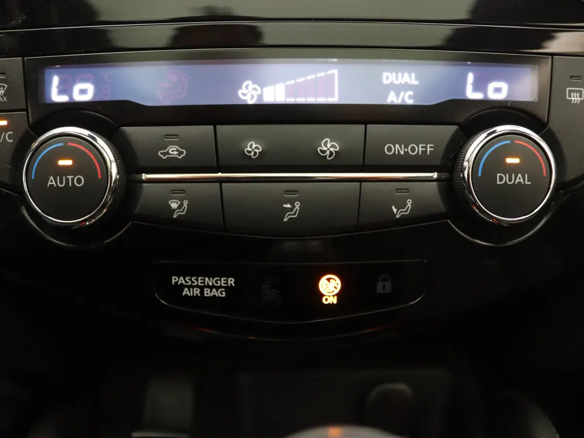 160pk DIG-T Tekna + Apple Carplay/Android Auto | Climate