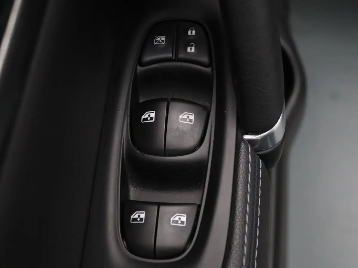 160pk DIG-T Tekna + Apple Carplay/Android Auto | Climate