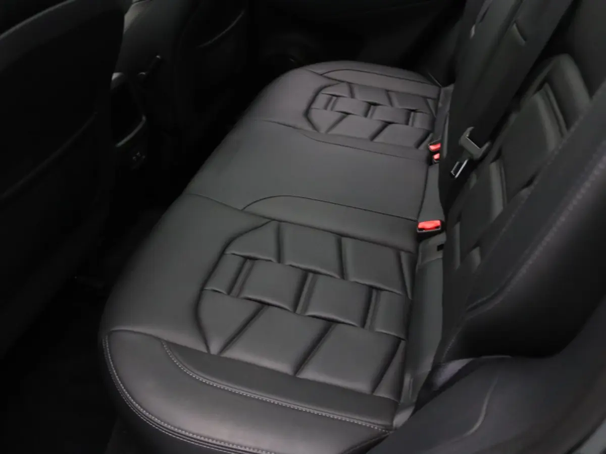 160pk DIG-T Tekna + Apple Carplay/Android Auto | Climate