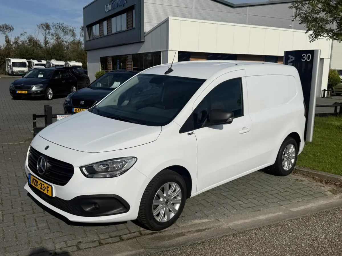 bestel 113 L1 Automaat NAVI,LMV,CAMERA,AIRCO BENZINE EMISSIE ZONE