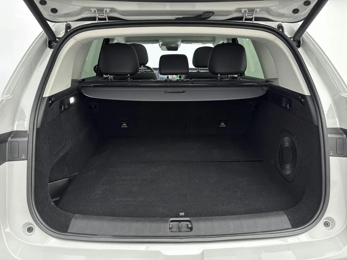 Design Plug-in Hybrid 215pk 28.4 kWh Automaat | Navigatie | Panoramadak | 360° Camera | Stoel- en stuurverwarming | Lederen elektrisch verstelbare en geventileerde stoelen | Elektrische ach