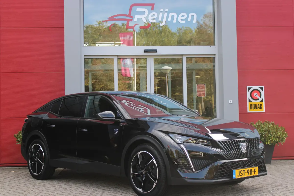 1.2 Hybrid 145PK AUTOMAAT GT *NIEUWE AUTO!* | ELEKTRISCH VERSTELBARE STOELEN MET MASSAGEFUNCTIE EN VERWARMING | BEKLEDING ALCANTARA/KUNSTLEDER | 360 VISION & DRIVE ASSIST PLUS PACK | HANDSFR