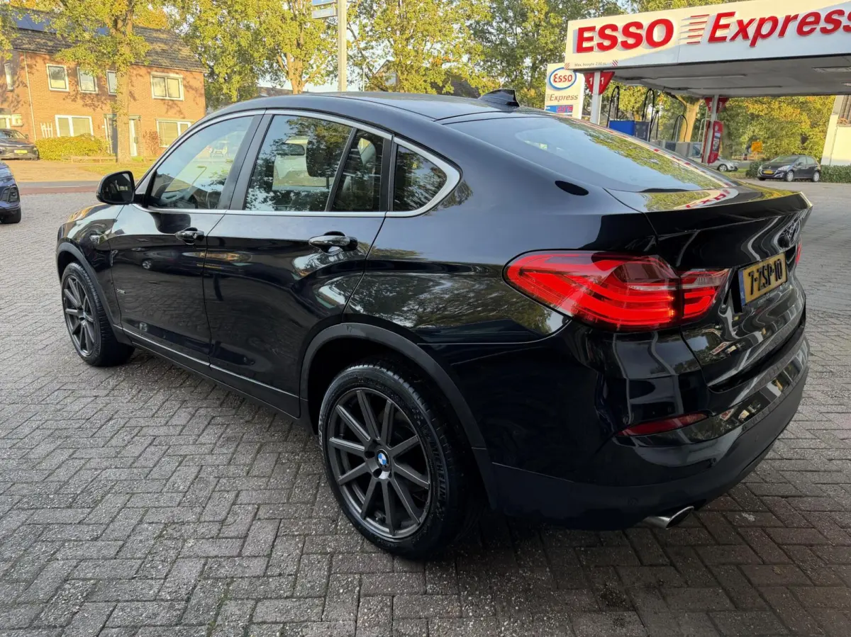 xDrive20d High Executive Led, Leer, Head-Up, Navi, LM..