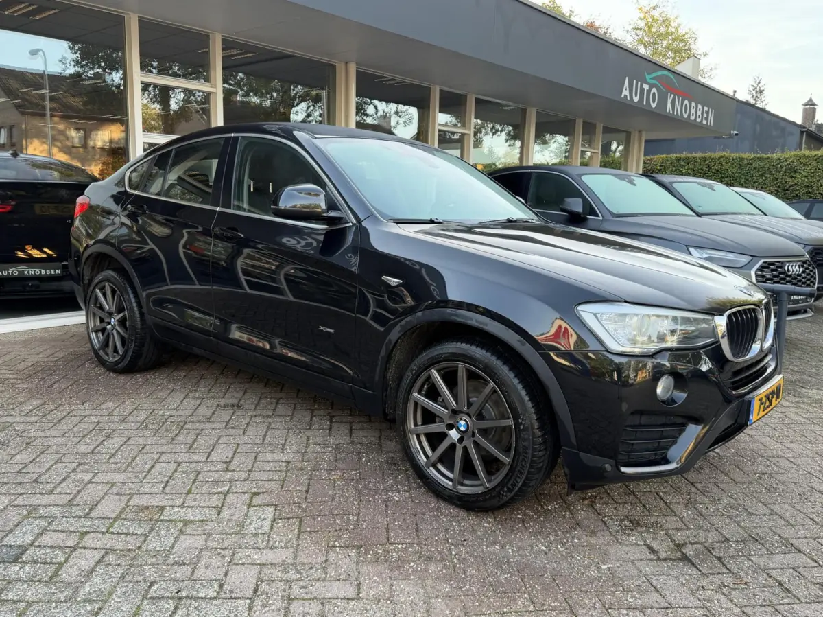 xDrive20d High Executive Led, Leer, Head-Up, Navi, LM..