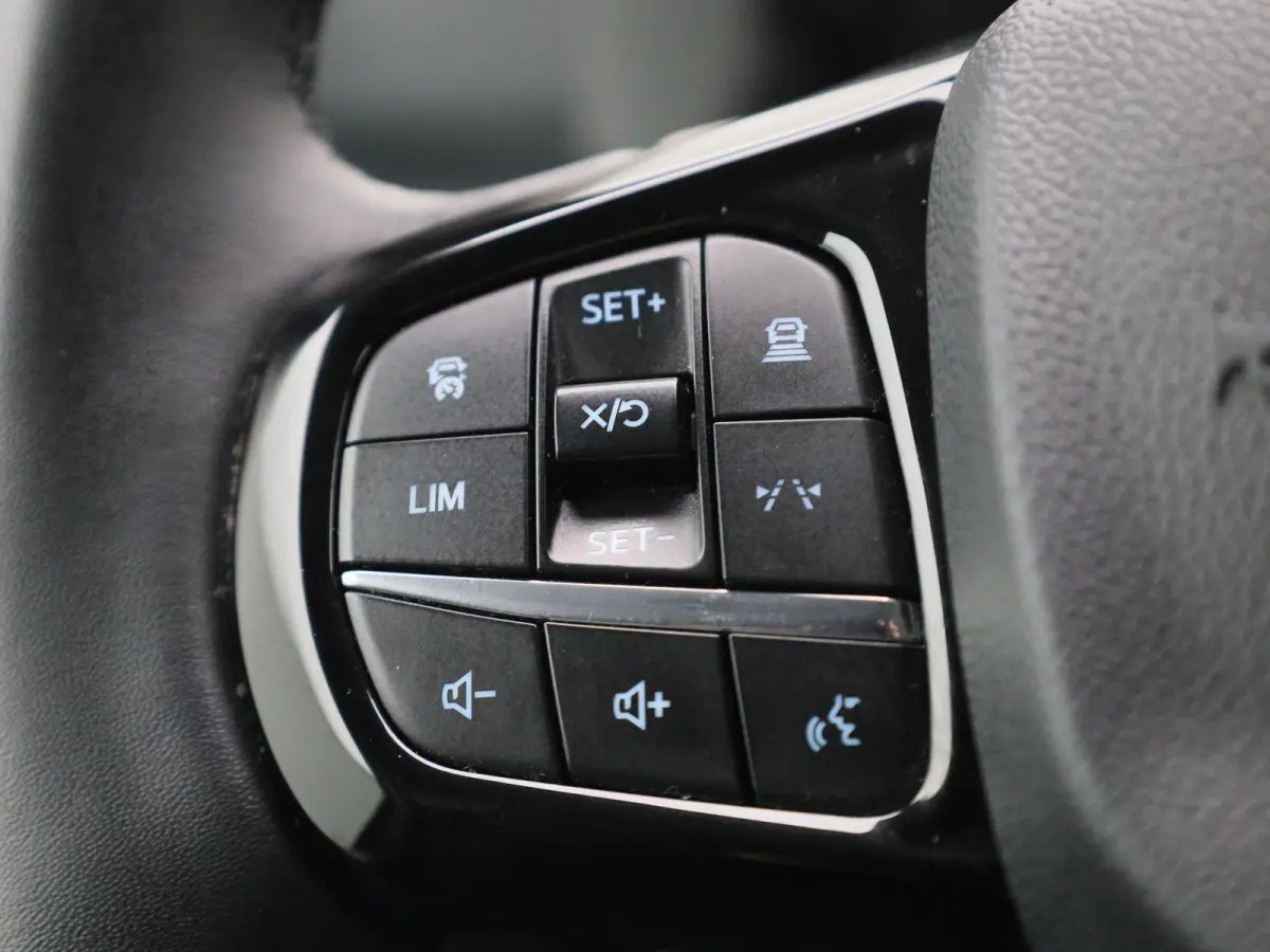 340 2.5 PHEV L2H1 Limited Aut. | 9-Pers. | Incl. btw en bpm | Navigatie | Cruise | Apple carplay