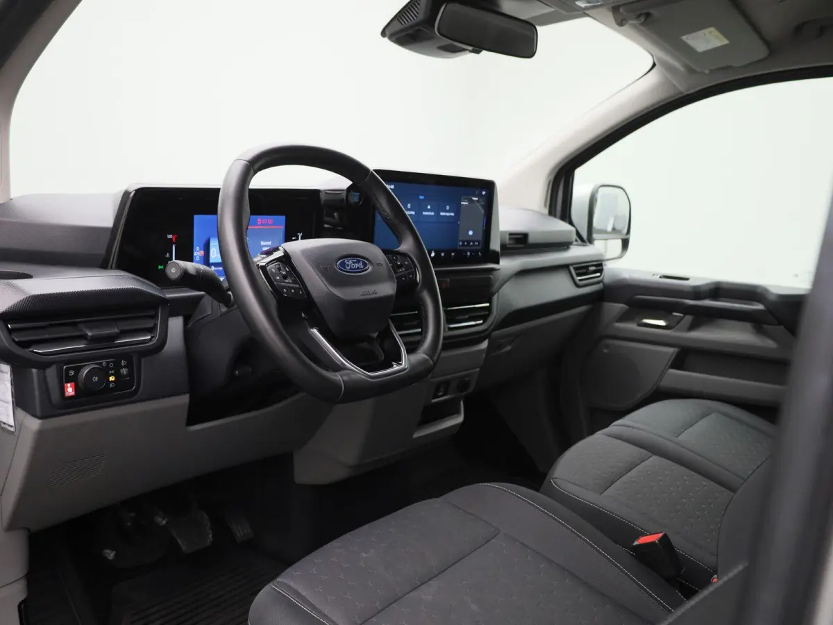 340 2.5 PHEV L2H1 Limited Aut. | 9-Pers. | Incl. btw en bpm | Navigatie | Cruise | Apple carplay