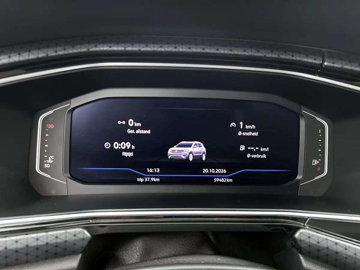 1.0 TSI Style | 116 PK | Automaat | All Season Banden | LED | Trekhaak | Digital Cockpit PRO | Blind Spot (Dodehoek) | Parkeersensoren