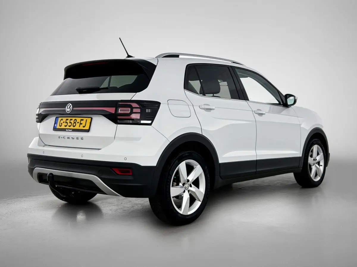 1.0 TSI Style | 116 PK | Automaat | All Season Banden | LED | Trekhaak | Digital Cockpit PRO | Blind Spot (Dodehoek) | Parkeersensoren