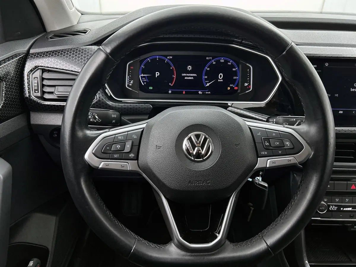 1.0 TSI Style | 116 PK | Automaat | All Season Banden | LED | Trekhaak | Digital Cockpit PRO | Blind Spot (Dodehoek) | Parkeersensoren