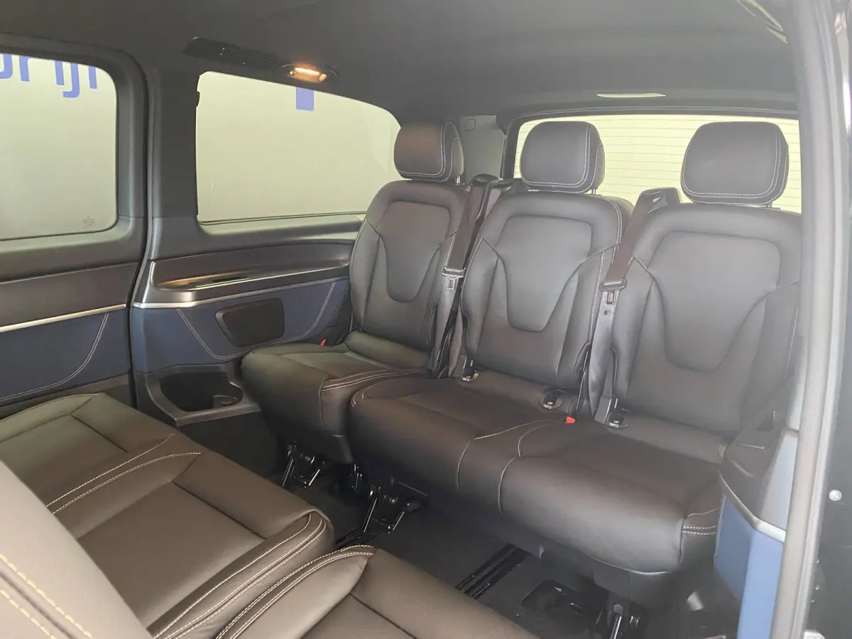 300 L2 Facelift - 8-pers - AMG - Inter. & Exter. pakket - 360 - Elec. deuren - Vol Opties - Incl. Garantie