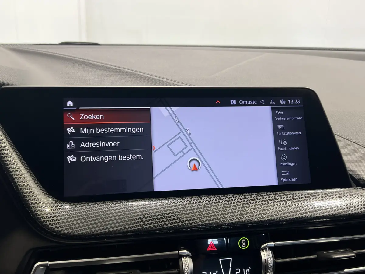 118i Executive Edition | Sportline | Sportstoelen | Afneembare trekhaak | Cruise Controle | Navigatie |