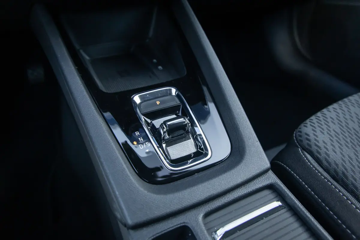 1.0 e-TSI Business Edition Plus | Stoelverwarming | Apple Carplay/Android Auto | Cruise control adaptief | Keyless | Parkeersensoren | Apple Carplay/Android Auto|telefoonintegratie premium |