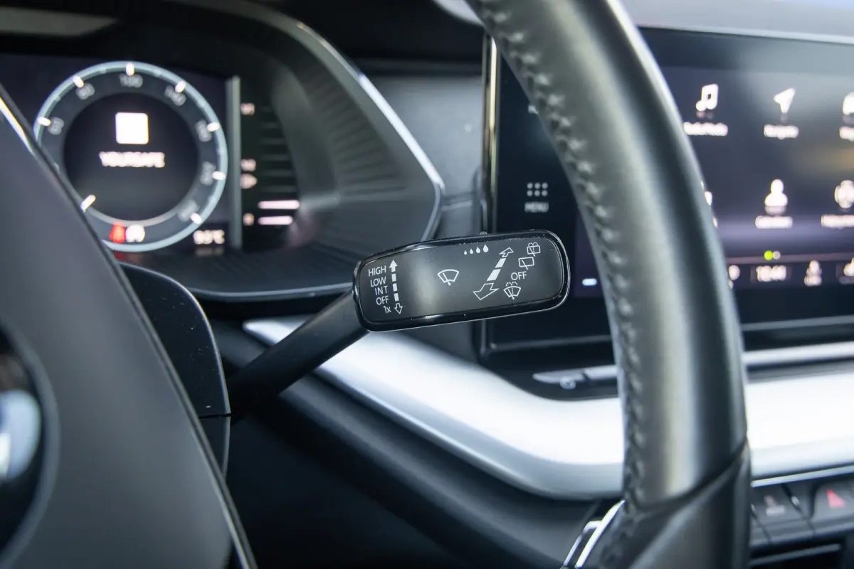 1.0 e-TSI Business Edition Plus | Stoelverwarming | Apple Carplay/Android Auto | Cruise control adaptief | Keyless | Parkeersensoren | Apple Carplay/Android Auto|telefoonintegratie premium |
