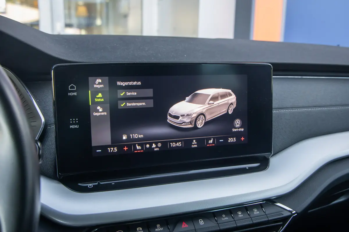 1.0 e-TSI Business Edition Plus | Stoelverwarming | Apple Carplay/Android Auto | Cruise control adaptief | Keyless | Parkeersensoren | Apple Carplay/Android Auto|telefoonintegratie premium |