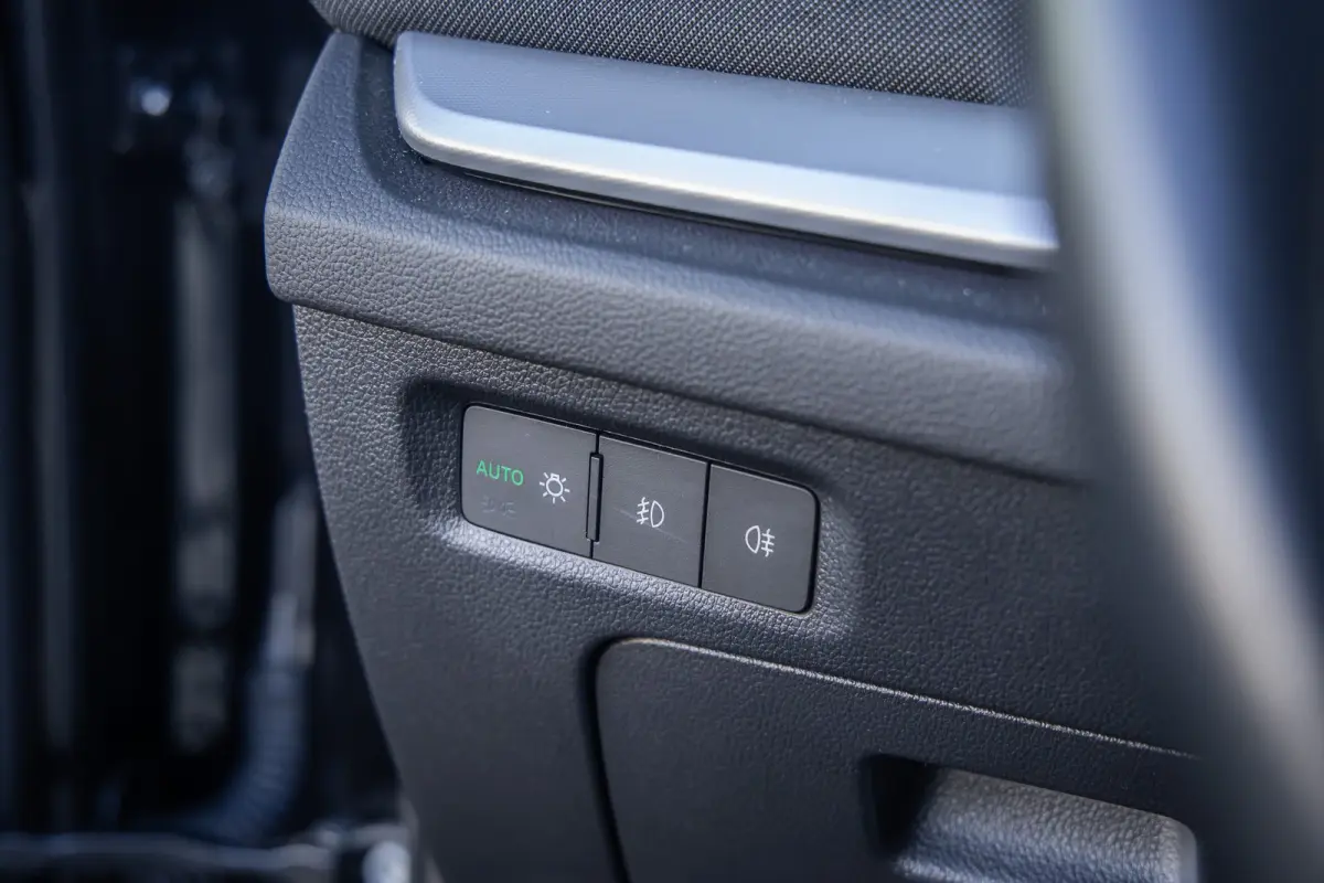 1.0 e-TSI Business Edition Plus | Stoelverwarming | Apple Carplay/Android Auto | Cruise control adaptief | Keyless | Parkeersensoren | Apple Carplay/Android Auto|telefoonintegratie premium |