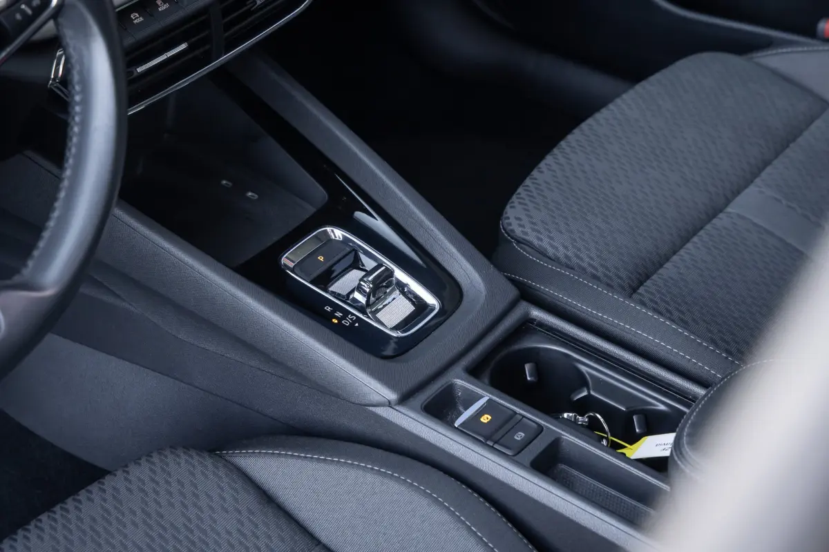 1.0 e-TSI Business Edition Plus | Stoelverwarming | Apple Carplay/Android Auto | Cruise control adaptief | Keyless | Parkeersensoren | Apple Carplay/Android Auto|telefoonintegratie premium |