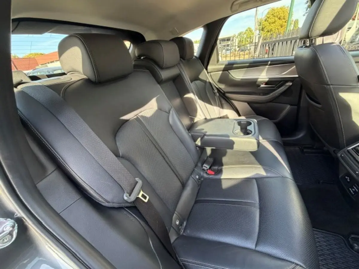 2.5 e-SkyActiv PHEV Takumi 328PK Pano 360 Trekhaak!!
