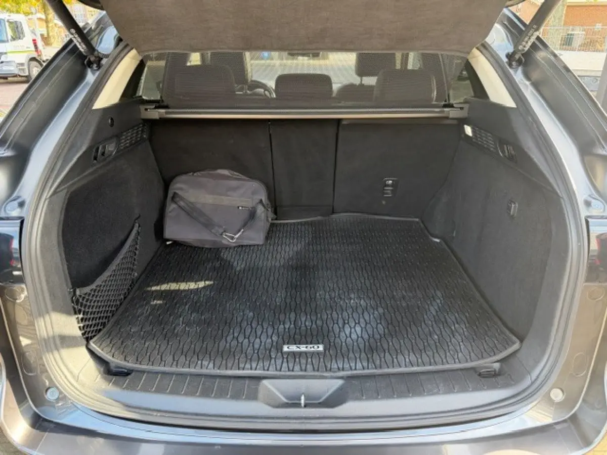 2.5 e-SkyActiv PHEV Takumi 328PK Pano 360 Trekhaak!!