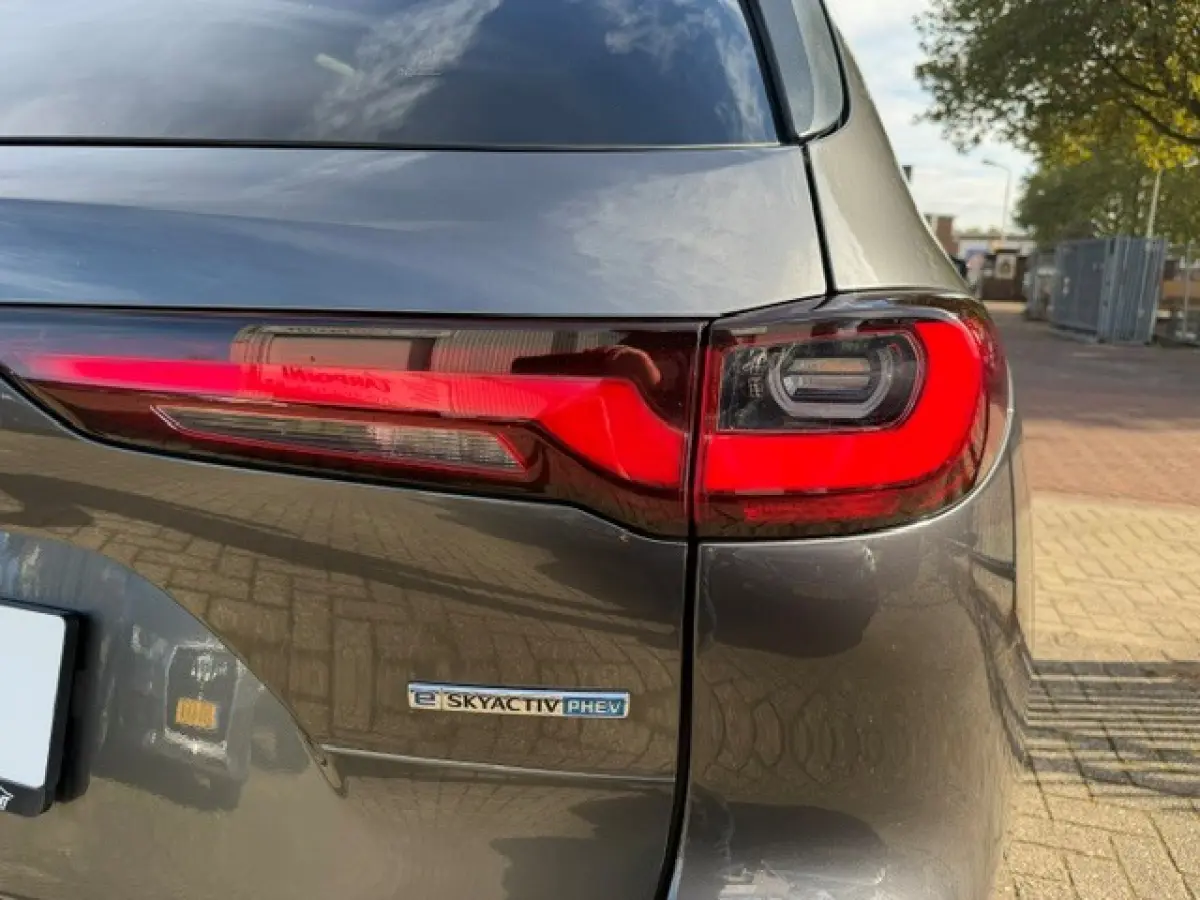 2.5 e-SkyActiv PHEV Takumi 328PK Pano 360 Trekhaak!!