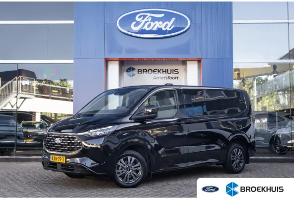 Tourneo 340 2.5 PHEV L1H1 Titanium | Trekhaak | Stoel- Stuurverwarming | Parkeersenoren + Camera | Keyless | LED | Apple Carplay/Android Auto | Achteruitrijcamera | Apple Carplay/Android Aut