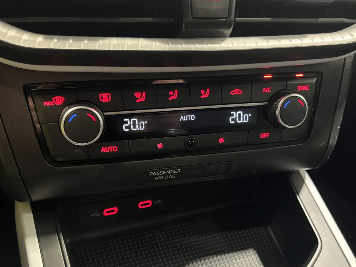 1.0 TSI Style | Trekhaak | Cruise Control | Climate Control |