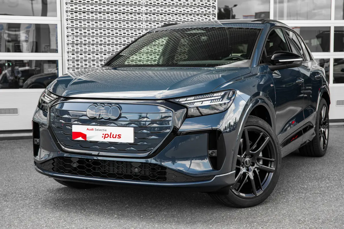 S edition quattro performance 82 kWh | Panoramadak | 360 Camera | HUD | Sonos | Passenger Display | | Apple Carplay/Android Auto|telefoonintegratie premium | Audio installatie premium | Crui