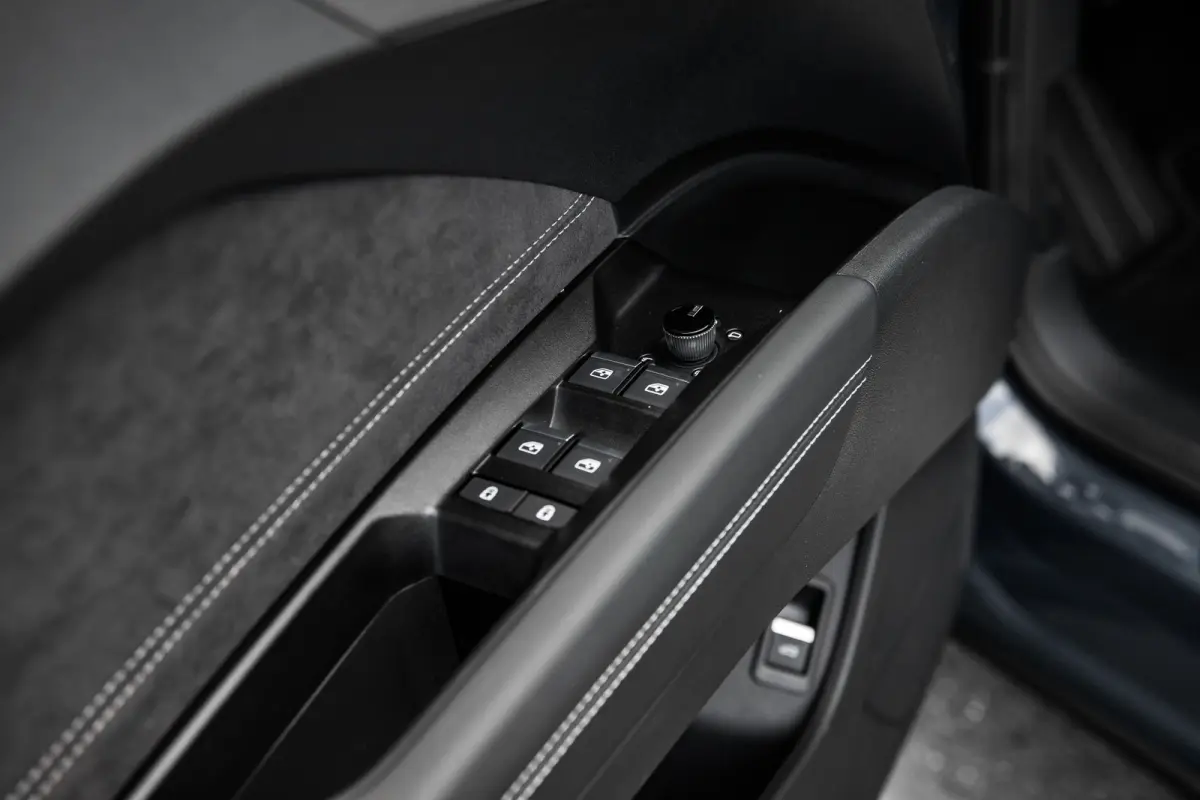 S edition quattro performance 82 kWh | Panoramadak | 360 Camera | HUD | Sonos | Passenger Display | | Apple Carplay/Android Auto|telefoonintegratie premium | Audio installatie premium | Crui