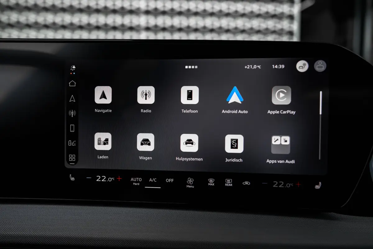S edition quattro performance 82 kWh | Panoramadak | 360 Camera | HUD | Sonos | Passenger Display | | Apple Carplay/Android Auto|telefoonintegratie premium | Audio installatie premium | Crui