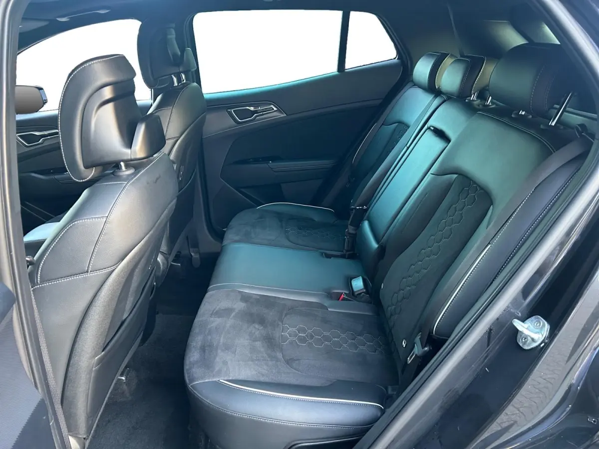 1.6 T-GDi Hybrid GT-Line | Trekgewicht 1650 KG | Trekhaak Afneembaar 13-Polig | Apple Carplay / Android Auto | Navigatiesysteem | Elektrisch Verstelbare Voorstoelen | Stoel + Stuurverwarming
