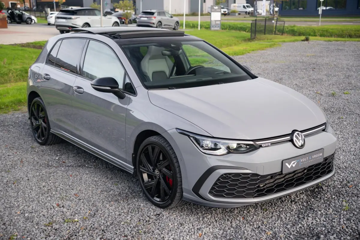 1.4 GTE 245PK|2e Eig|BTW|Panoramadak|Trekhaak|CarPlay|Nardo|Leder|Stoel Ventilatie/verwarming|R-Line 18''|Sfeer|IQ LED|Head UP|Virtual|Dealer Onderhouden