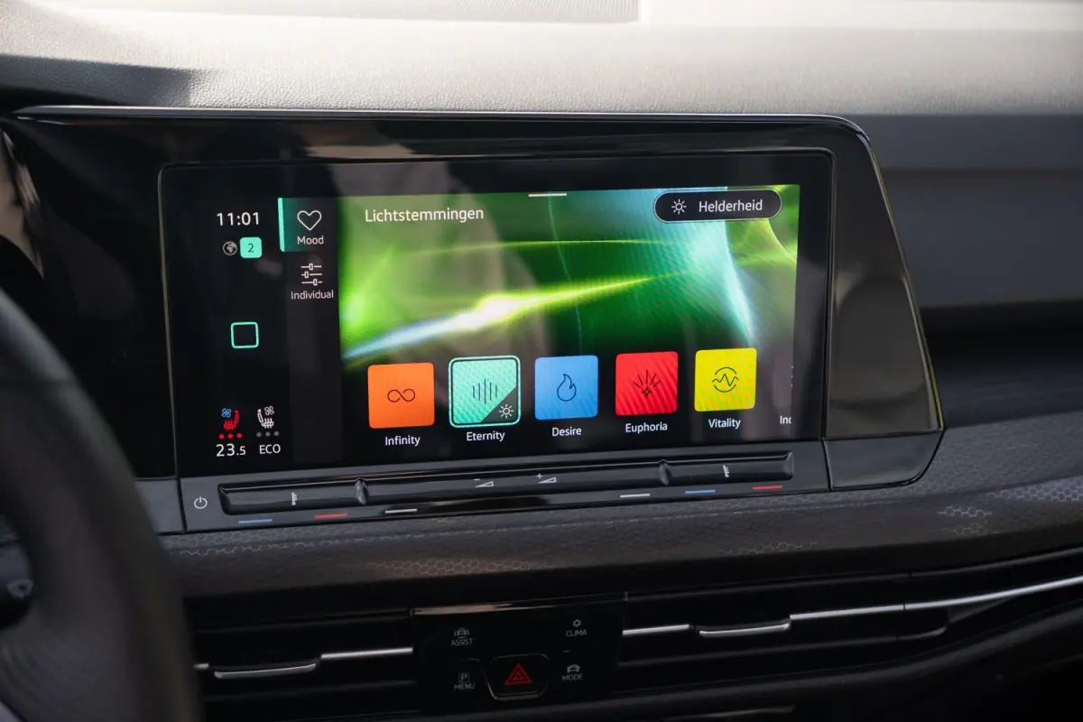 1.4 GTE 245PK|2e Eig|BTW|Panoramadak|Trekhaak|CarPlay|Nardo|Leder|Stoel Ventilatie/verwarming|R-Line 18''|Sfeer|IQ LED|Head UP|Virtual|Dealer Onderhouden