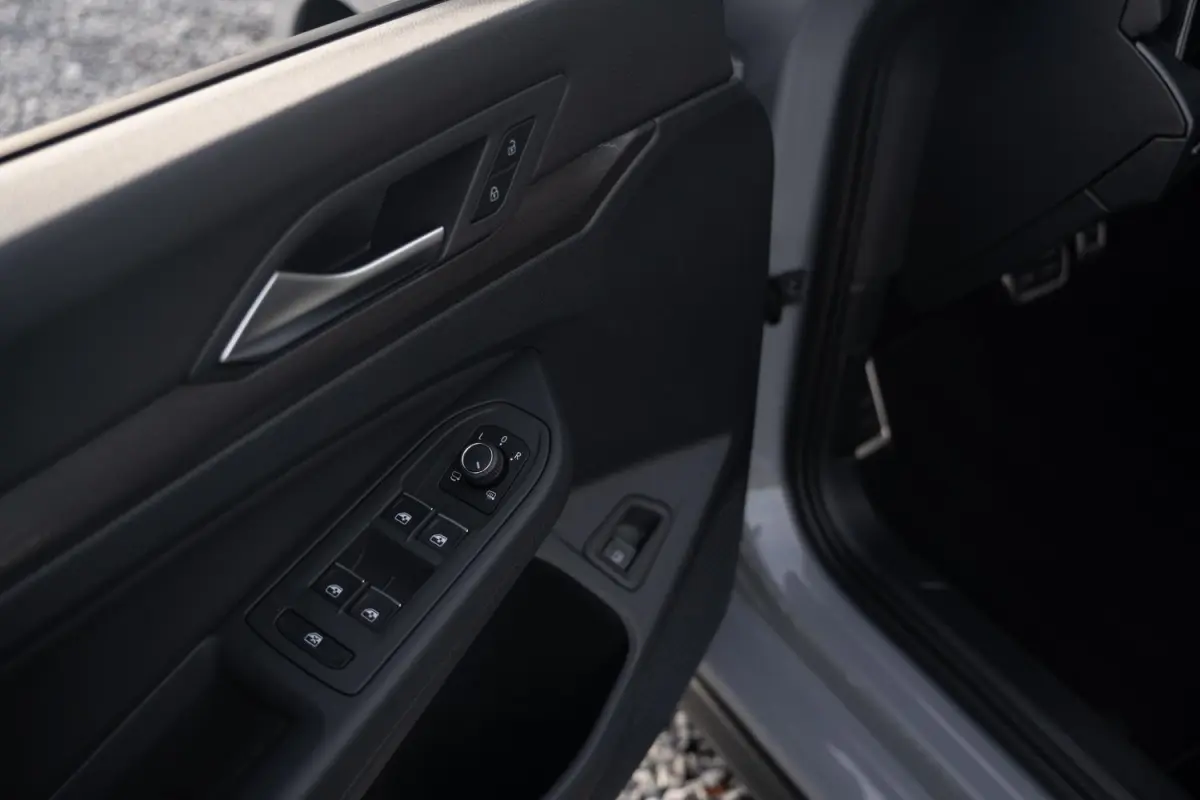 1.4 GTE 245PK|2e Eig|BTW|Panoramadak|Trekhaak|CarPlay|Nardo|Leder|Stoel Ventilatie/verwarming|R-Line 18''|Sfeer|IQ LED|Head UP|Virtual|Dealer Onderhouden
