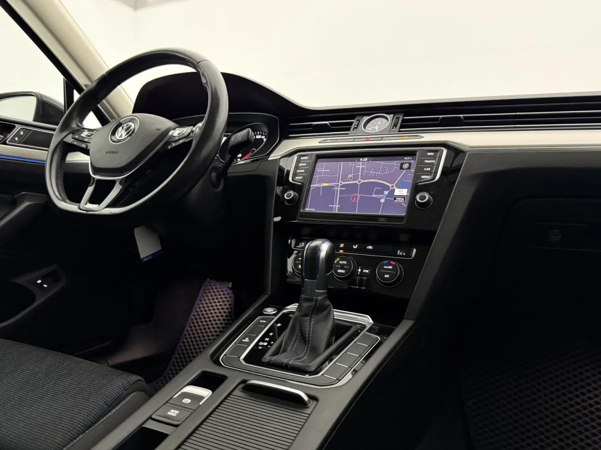 1.4 TSI GTE | Sfeer | Camera | Cruise | Carplay | Clima | Navi | NAP