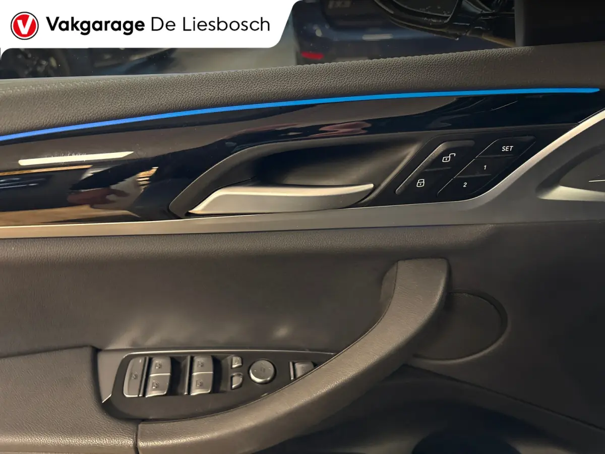 Executive 80 kWh/soh 99,66%/pano/leer/memory/trekhaak/camera/apple/navi