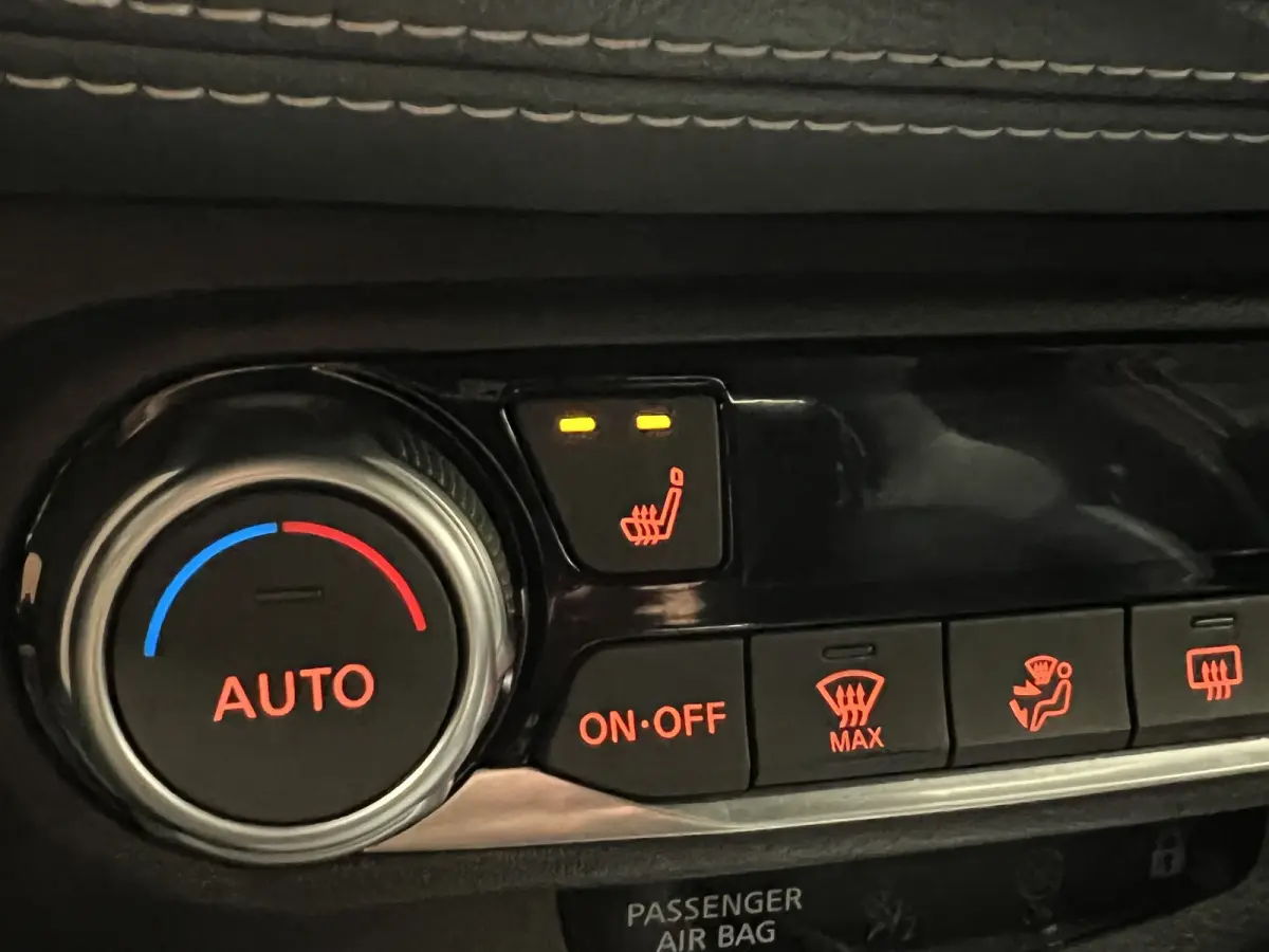 1.0 DIG-T Tekna | Trekhaak | Stoelverwarming | Climate Control | Cruise Control |