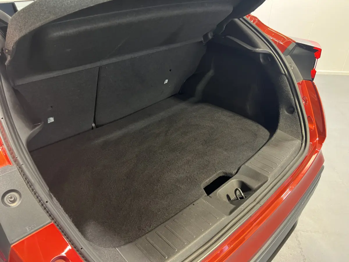 1.0 DIG-T Tekna | Trekhaak | Stoelverwarming | Climate Control | Cruise Control |