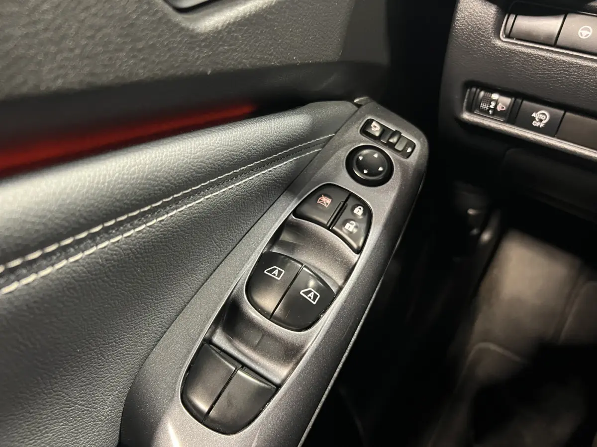 1.0 DIG-T Tekna | Trekhaak | Stoelverwarming | Climate Control | Cruise Control |