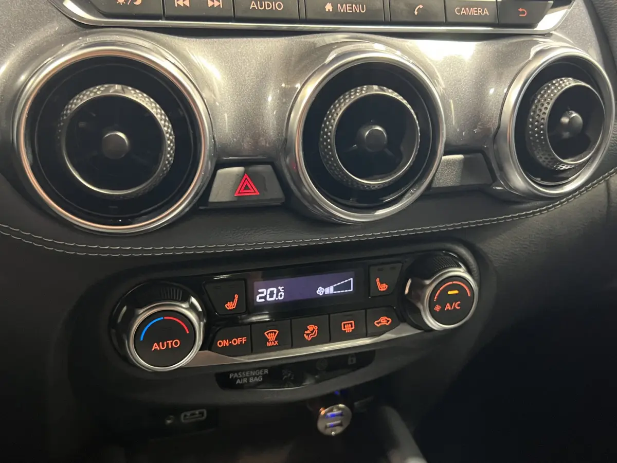 1.0 DIG-T Tekna | Trekhaak | Stoelverwarming | Climate Control | Cruise Control |