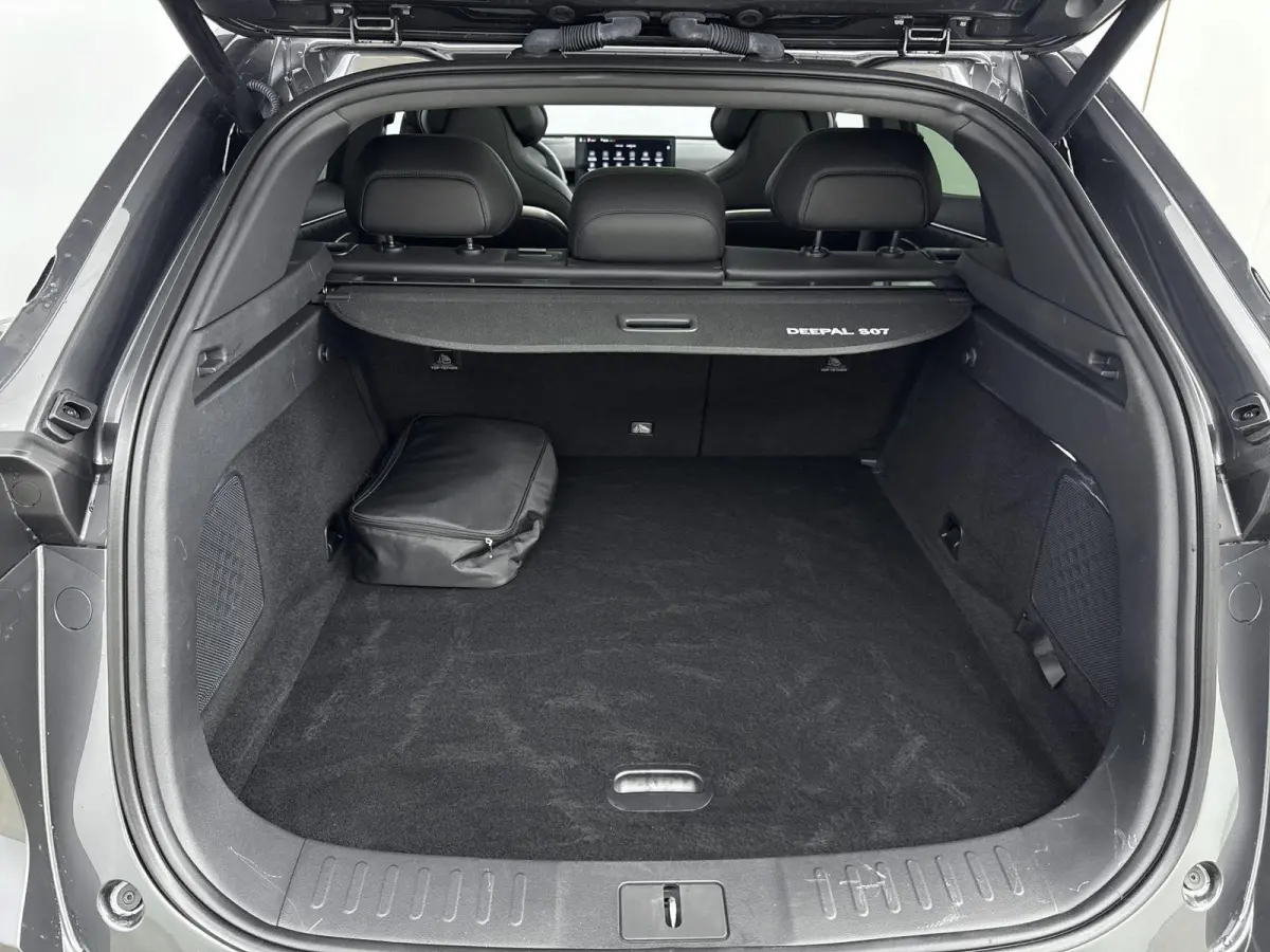 Max 79.97 kWh 467km | 218PK | E-Trekhaak