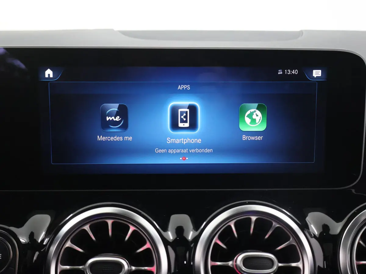 250 4MATIC Premium Plus | Trekhaak | Panoramadak | Burmester | Head Up display | Night | 360 graden camera |